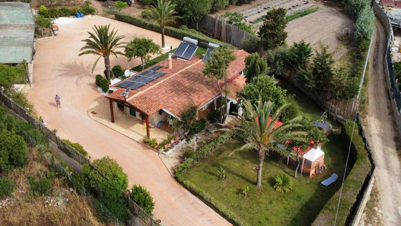 Casa Vacanze SantʼAntìoco Buitenkant foto