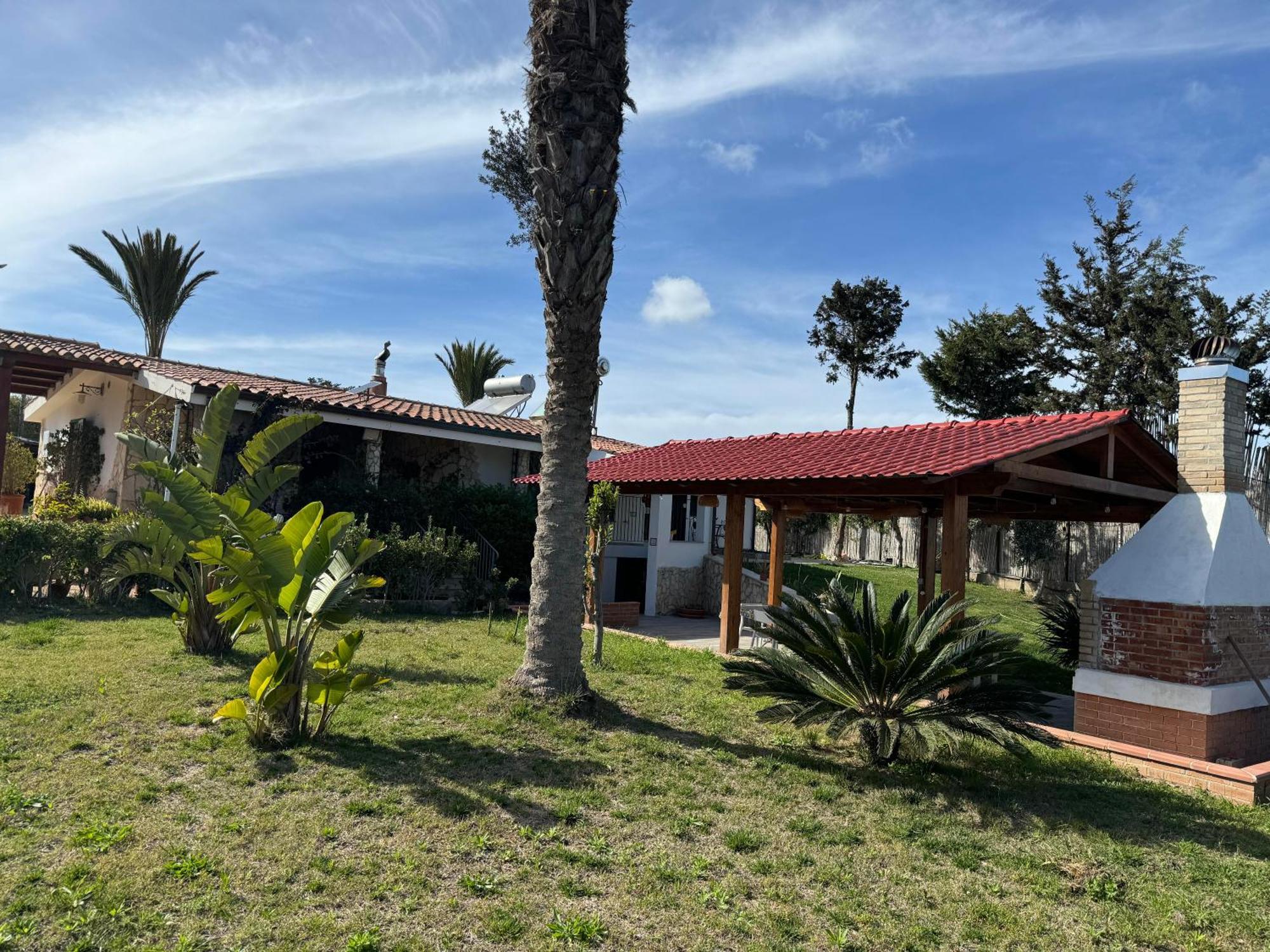 Casa Vacanze SantʼAntìoco Buitenkant foto
