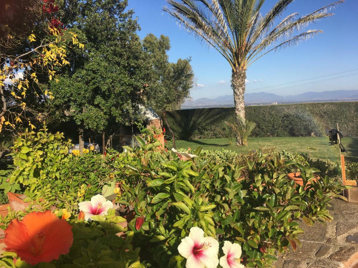 Casa Vacanze SantʼAntìoco Buitenkant foto