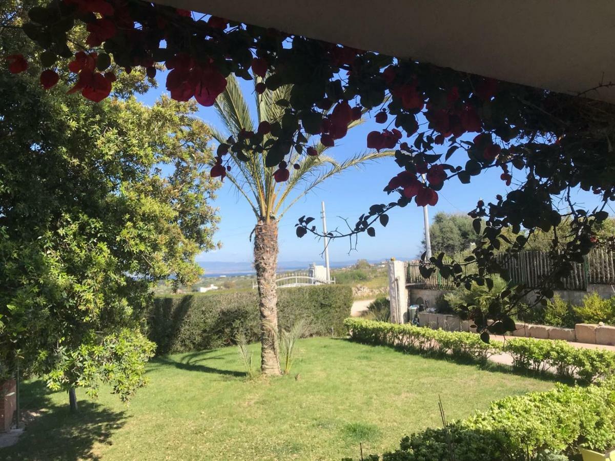 Casa Vacanze SantʼAntìoco Buitenkant foto