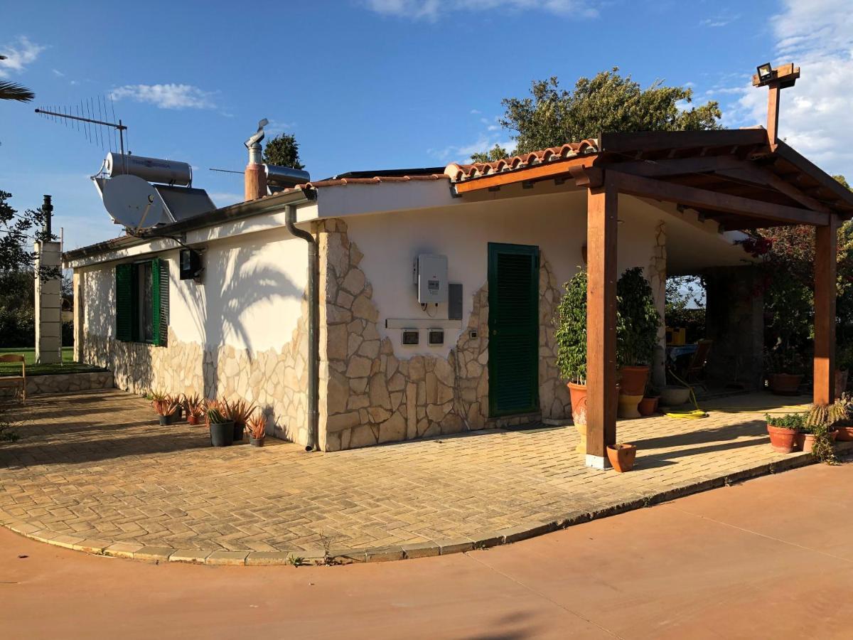Casa Vacanze SantʼAntìoco Buitenkant foto